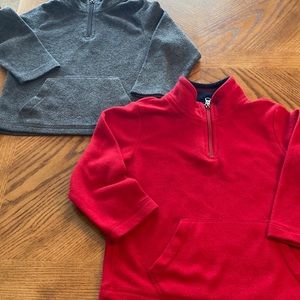 The children’s place 2 pullovers
